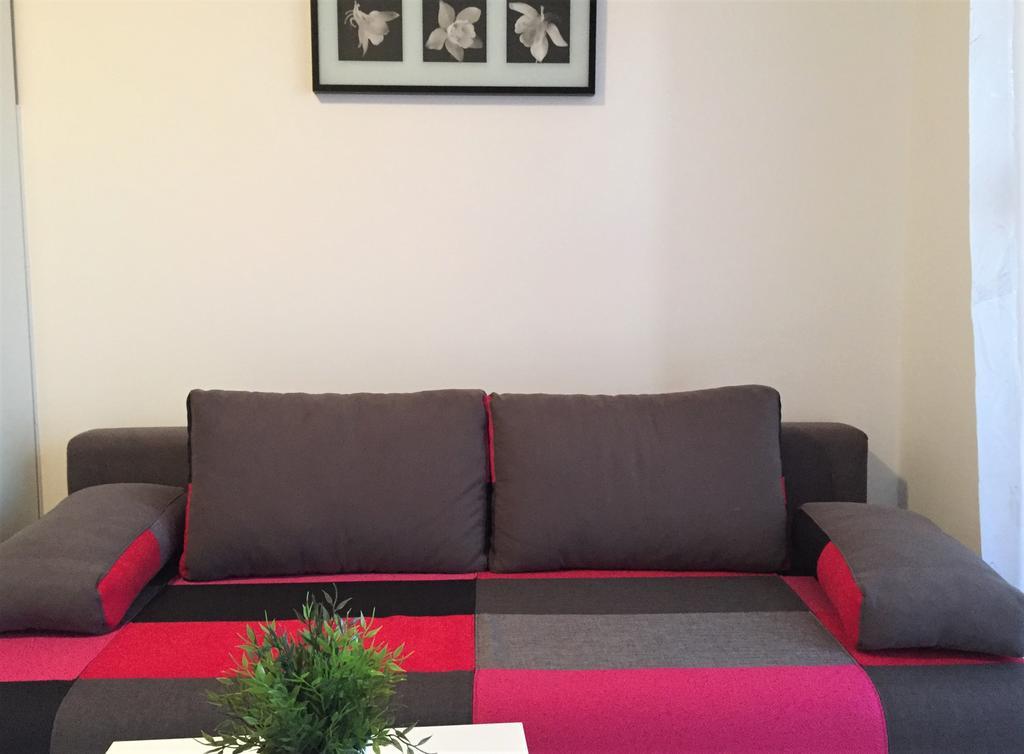 Apartmani Orhideja Rab Town Zewnętrze zdjęcie
