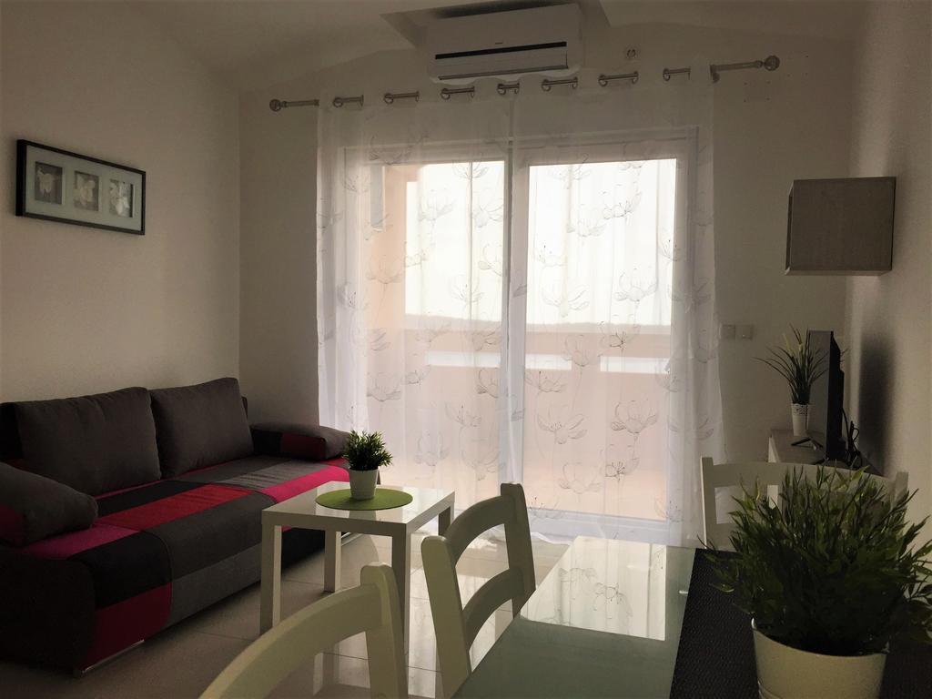 Apartmani Orhideja Rab Town Zewnętrze zdjęcie