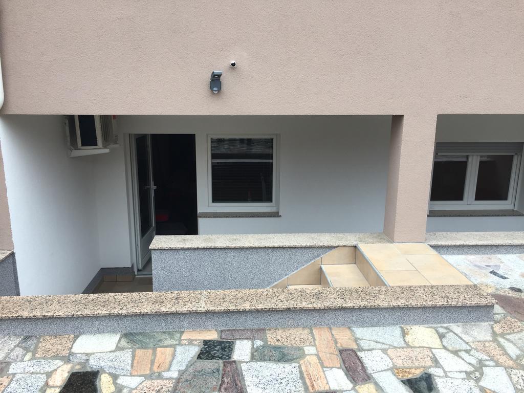 Apartmani Orhideja Rab Town Zewnętrze zdjęcie